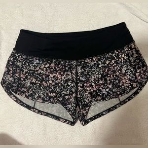 Floral lululemon speed up shorts